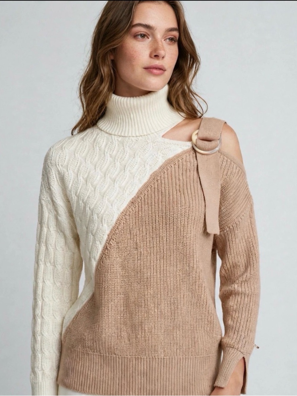 525 America - Colorblock Asymmetrical Buckle Turtleneck Sweater